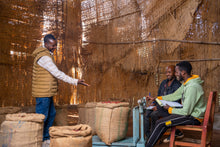 Load image into Gallery viewer, Lalesa - Red Honey